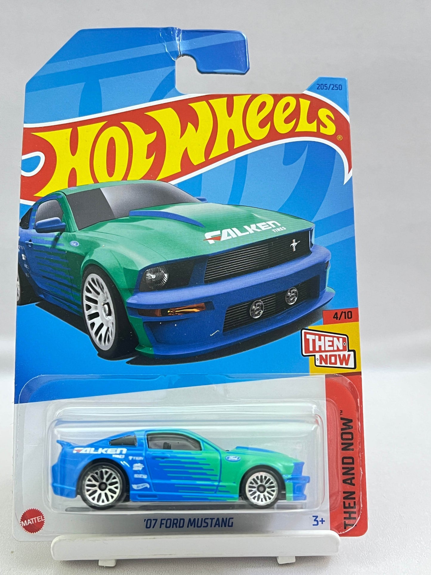 HOT WHEELS - CREASED CARD - 07 FORD MUSTANG -FALKEN - 3D - Its Fun