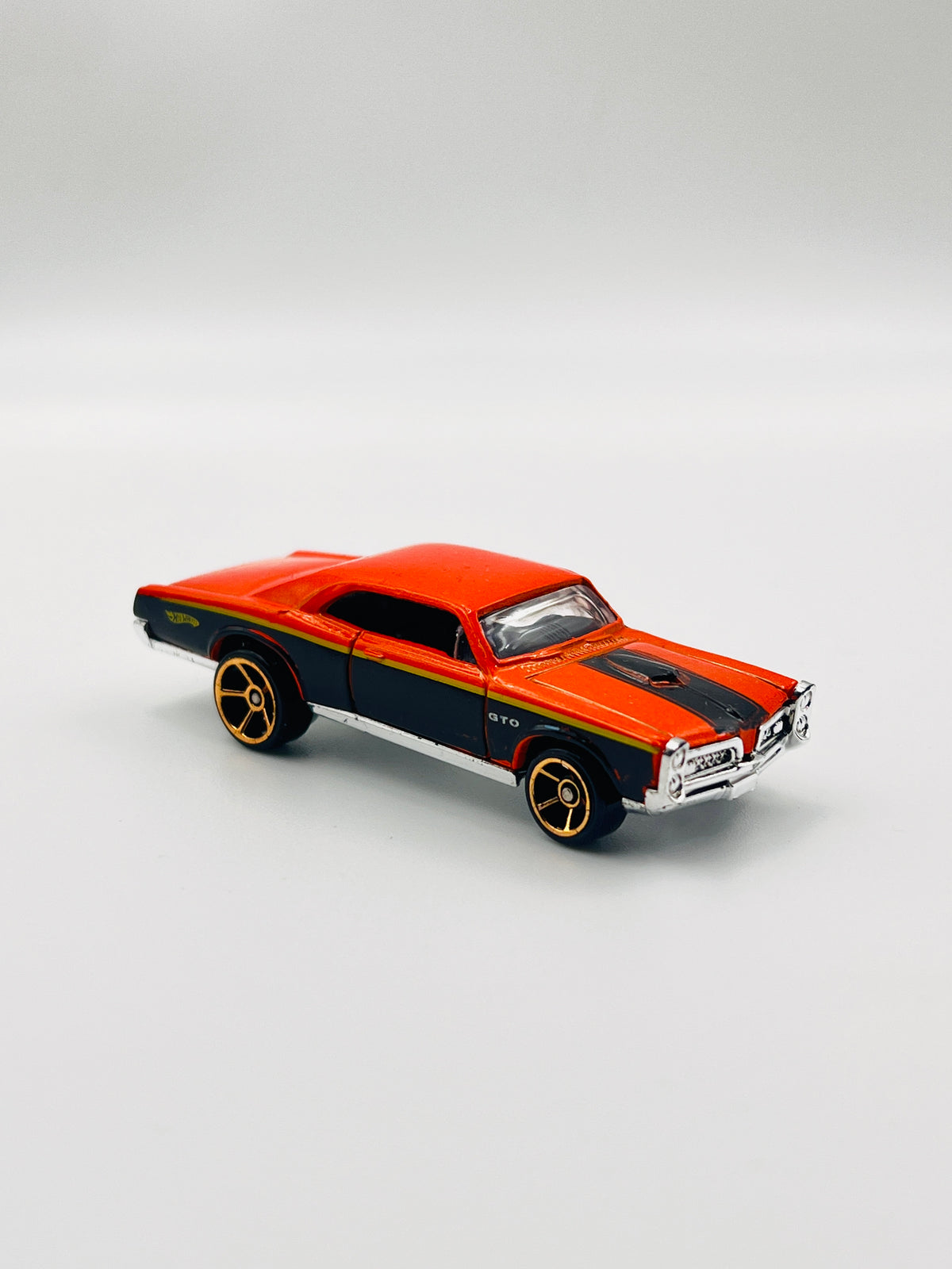 UNCARDED - 67 PONTIAC GTO