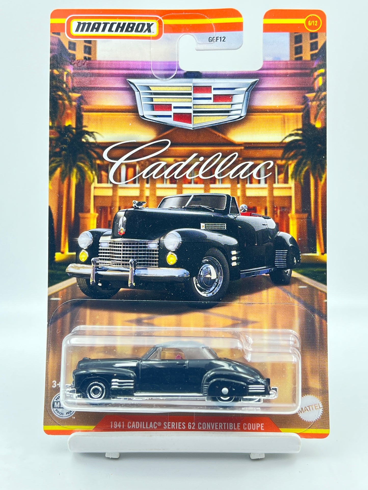 MATCHBOX - 1941 CADILLAC SERIES 62 CONVERTIBLE COUPE - BLACK - ZX3