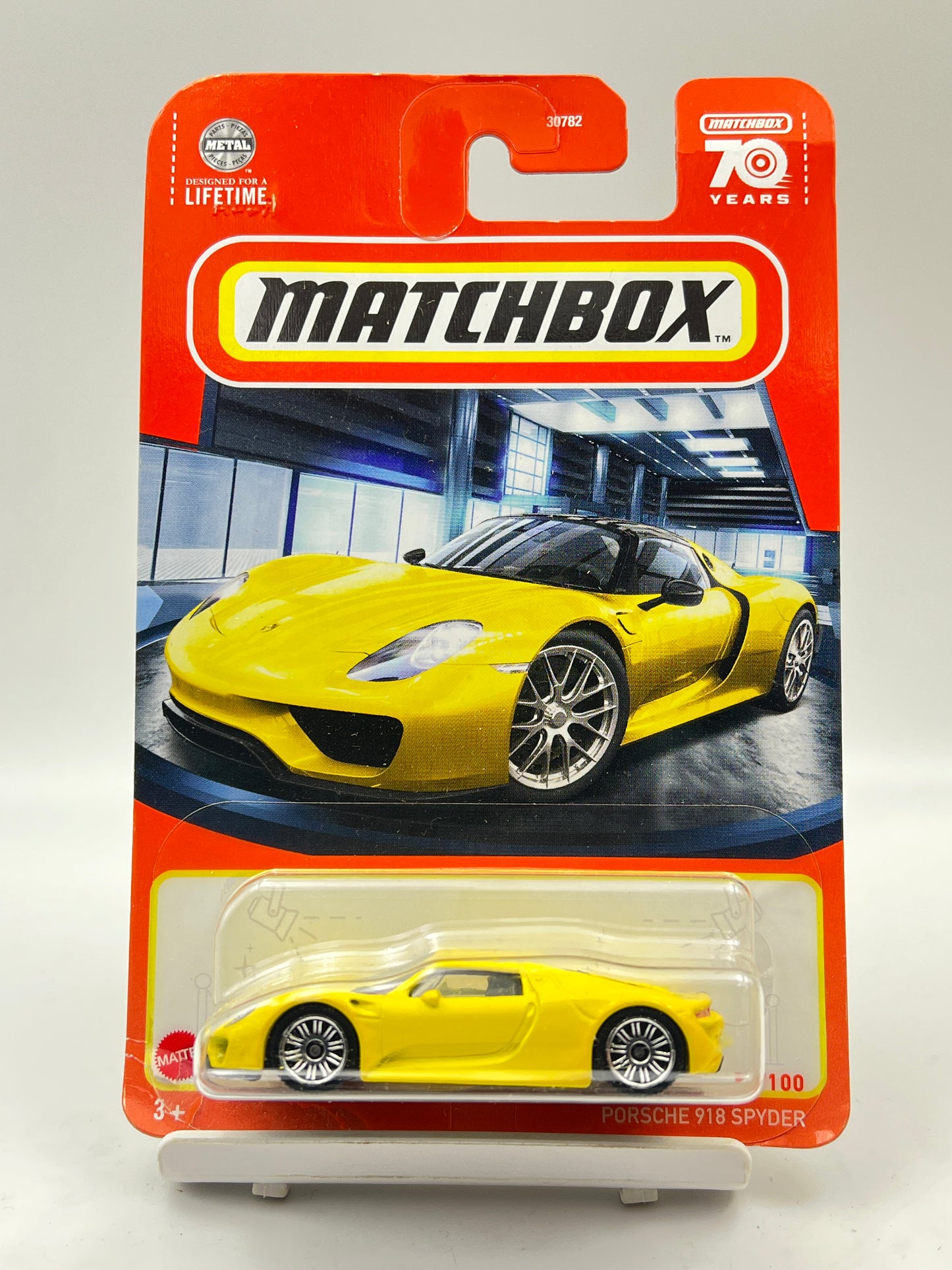 MATCHBOX - PORSCHE 918 SPYDER - YELLOW - 4E