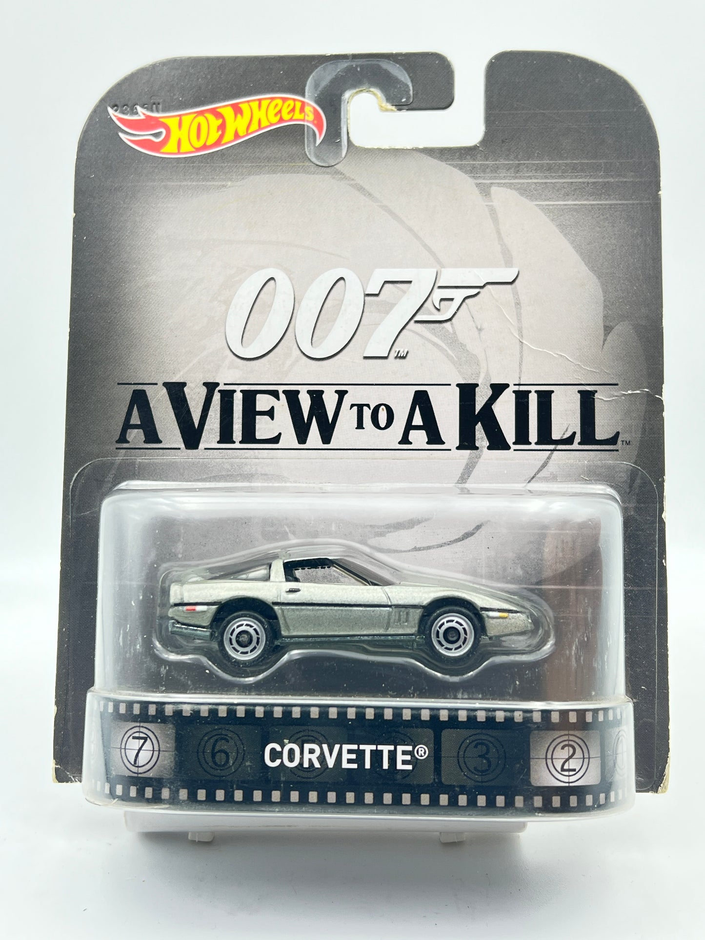 MILD CREASE - HOT WHEELS - PREMIUM - CORVETTE - 007 A VIEW TO A KILL - 9F