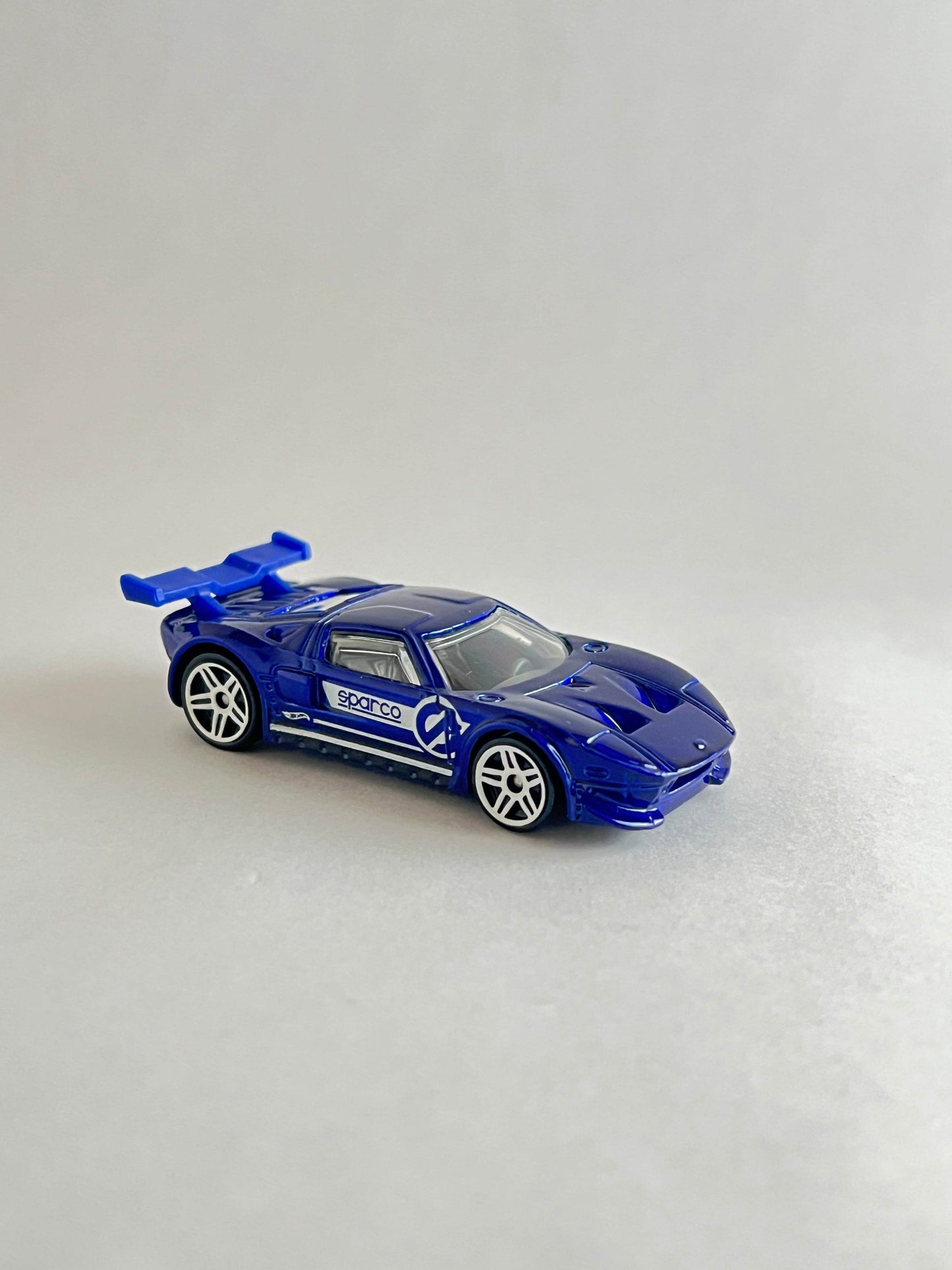 UNCARDED - HOTWHEELS - FORD GT - Its Fun