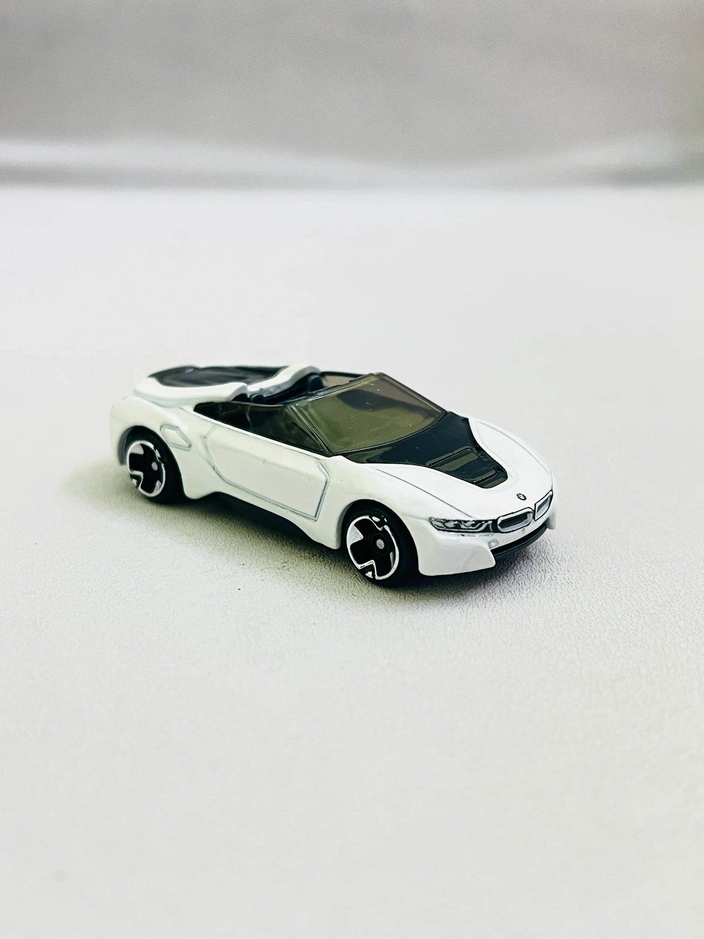 UNCARDED - BMW I8 ROADSTER - Its Fun