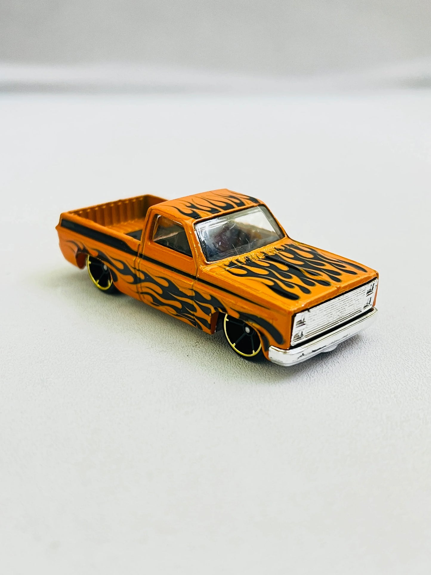 UNCARDED - 83 CHEVY SILVERADO - Its Fun