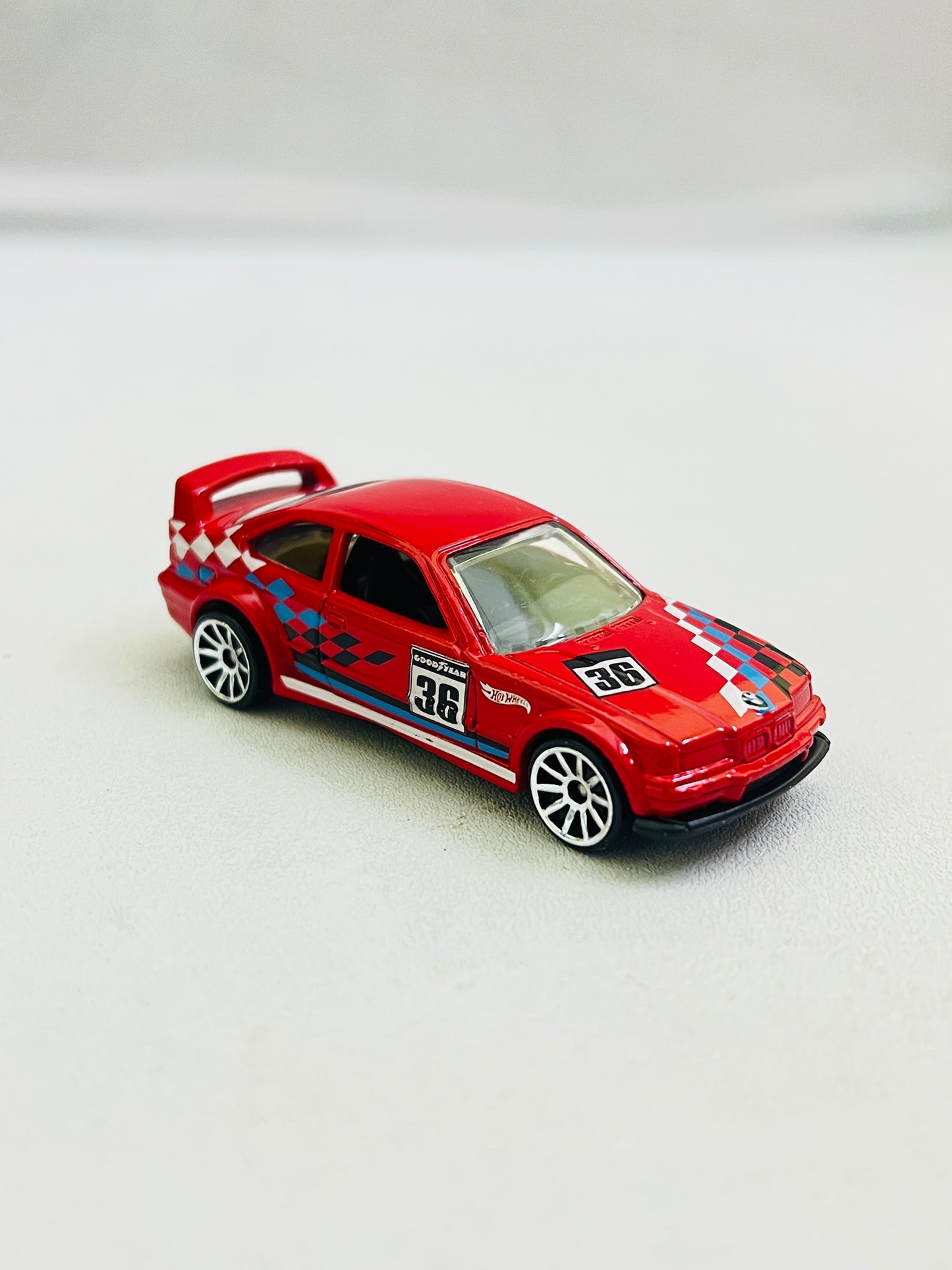UNCARDED - BMW E36 M3 RACE - RED