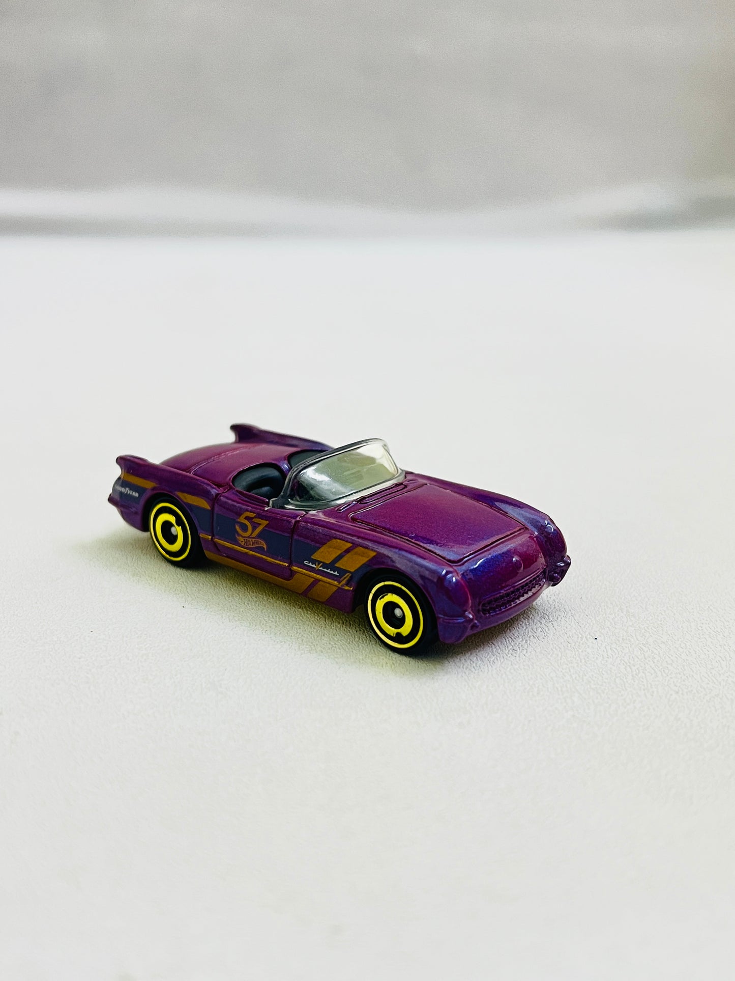 UNCARDED - 55 CORVETTE