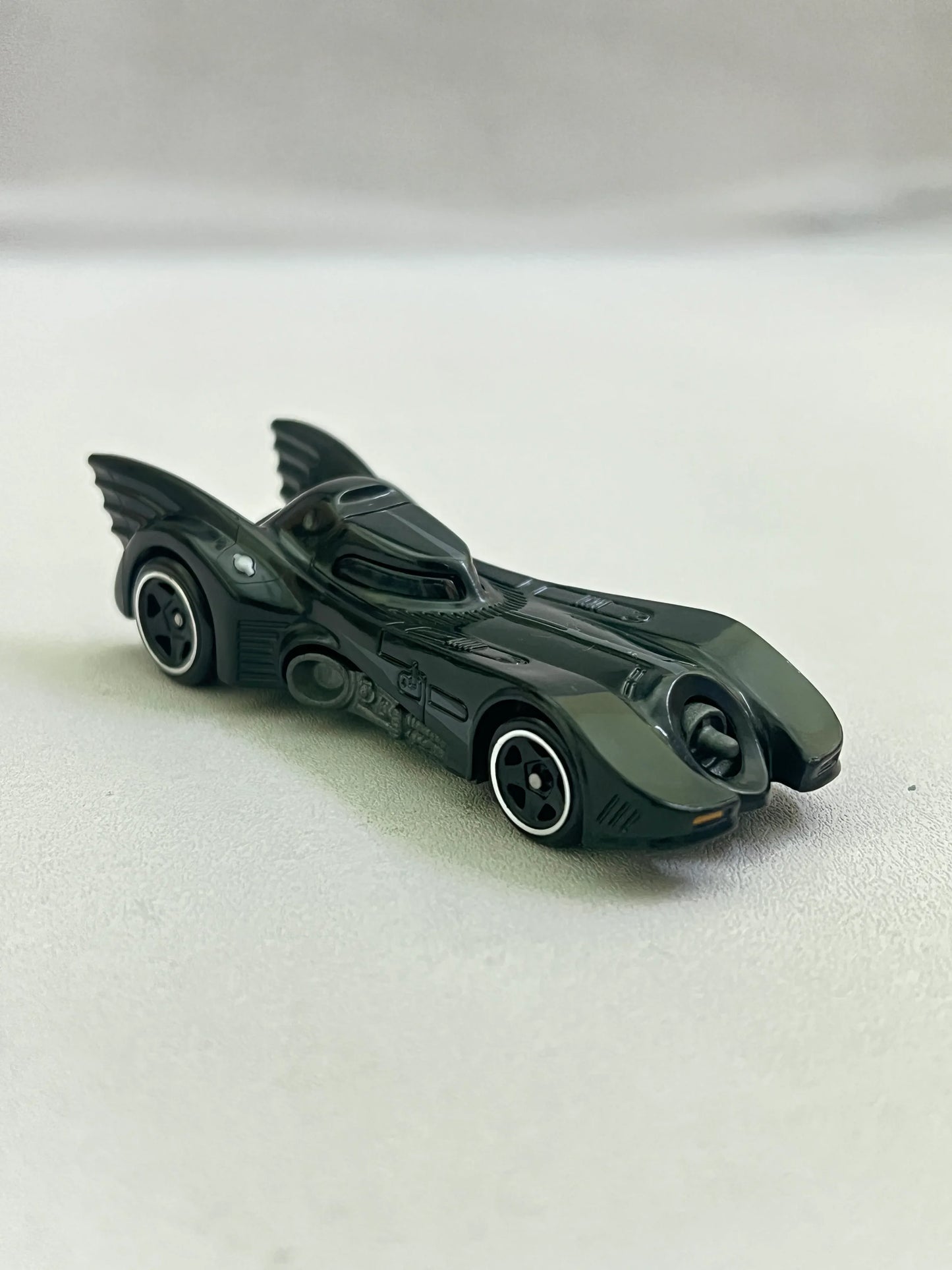 UNCARDED - BATMOBILE - Its Fun