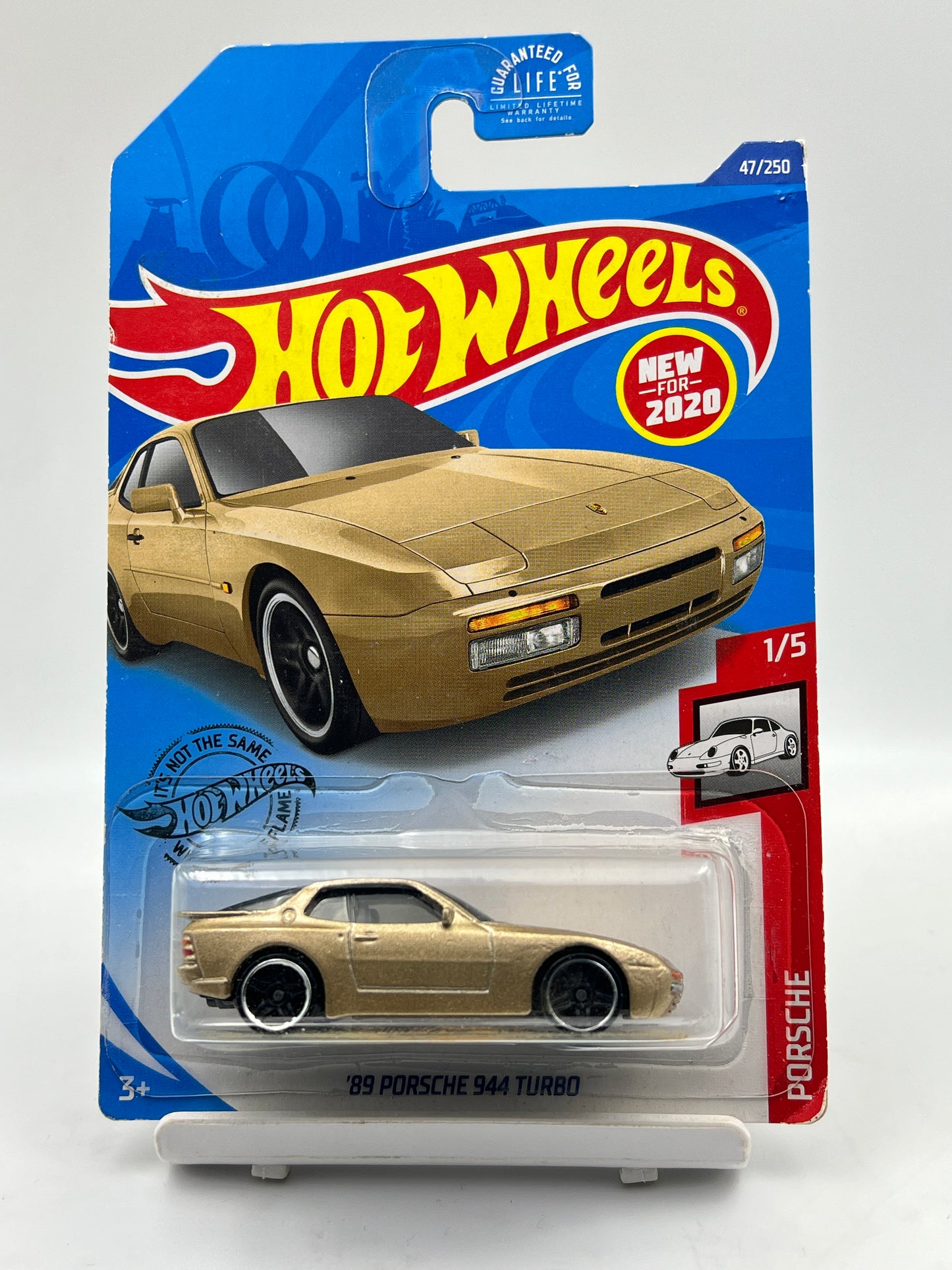 IMPORTED - HOT WHEELS - 89 PORSCHE 944 TURBO - GOLD - 4D
