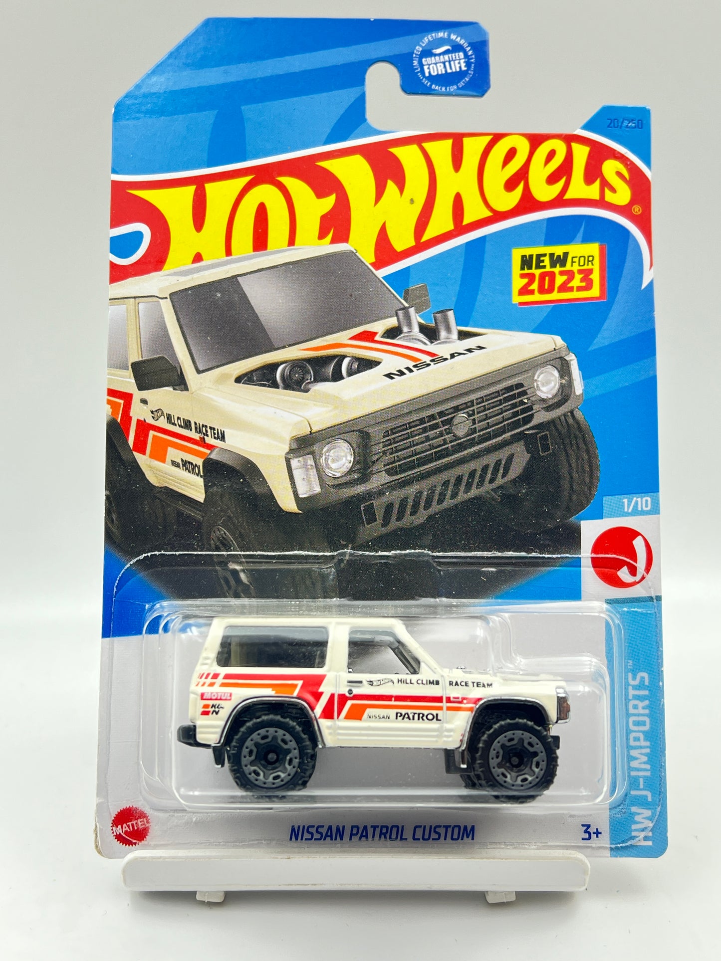 IMPORTED - HOT WHEELS - NISSAN PATROL CUSTOM - B1
