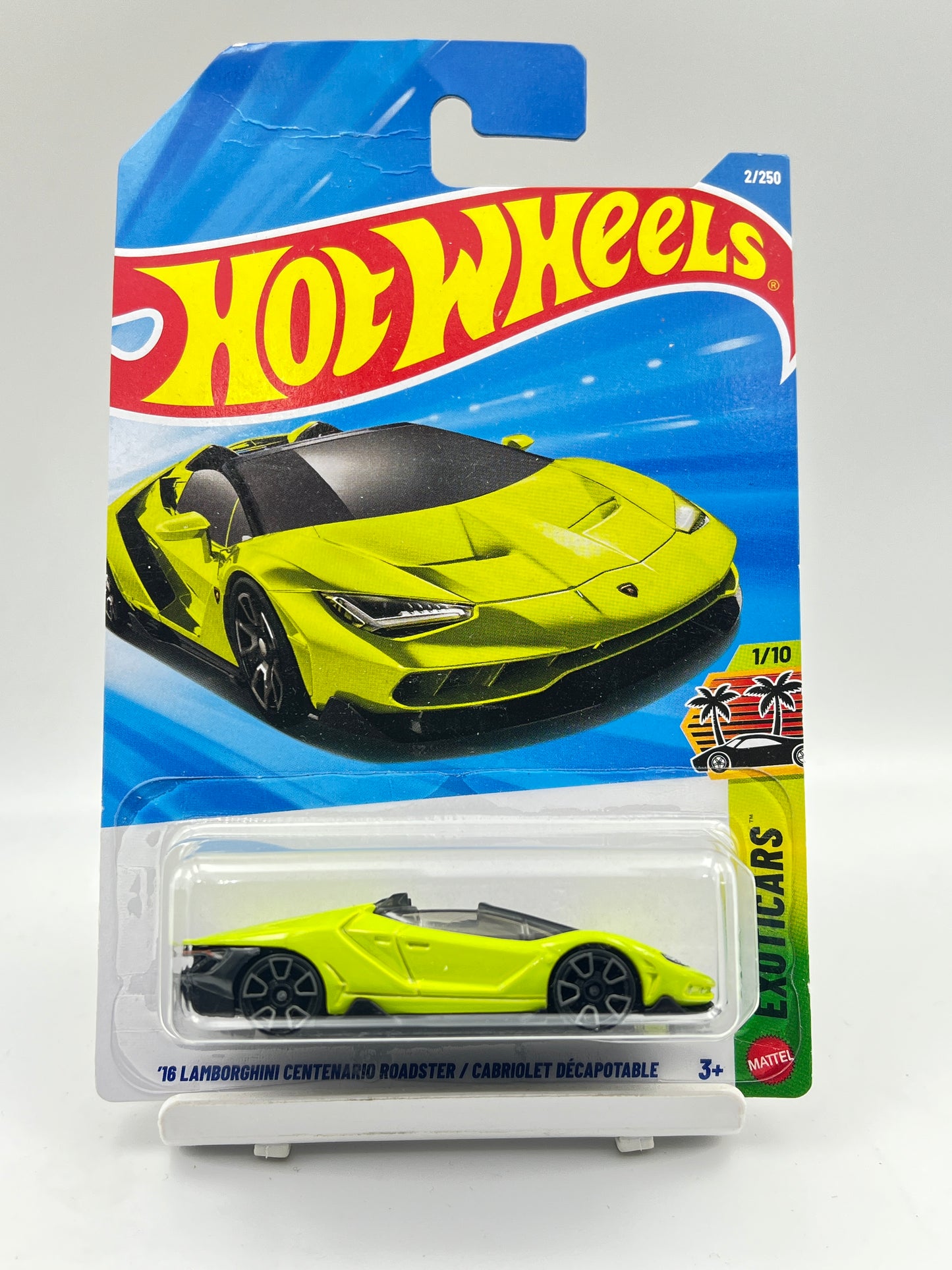 CREASED - HOT WHEELS - 16 LAMBORGHINI CENTENATIO ROADSTER - B3