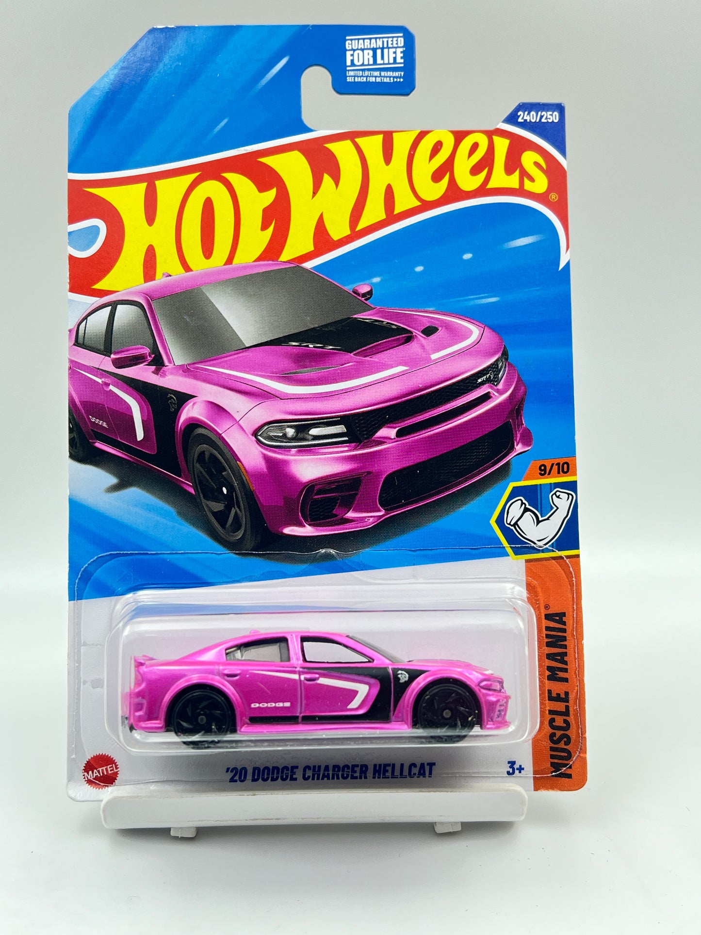 IMPORTED - HOT WHEELS - 20 DODGE CHARGER HELLCAT - B3