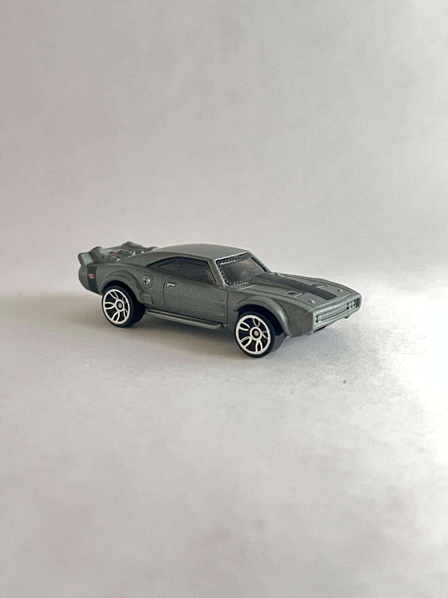 UNCARDED - ICE CHARGER - Its Fun