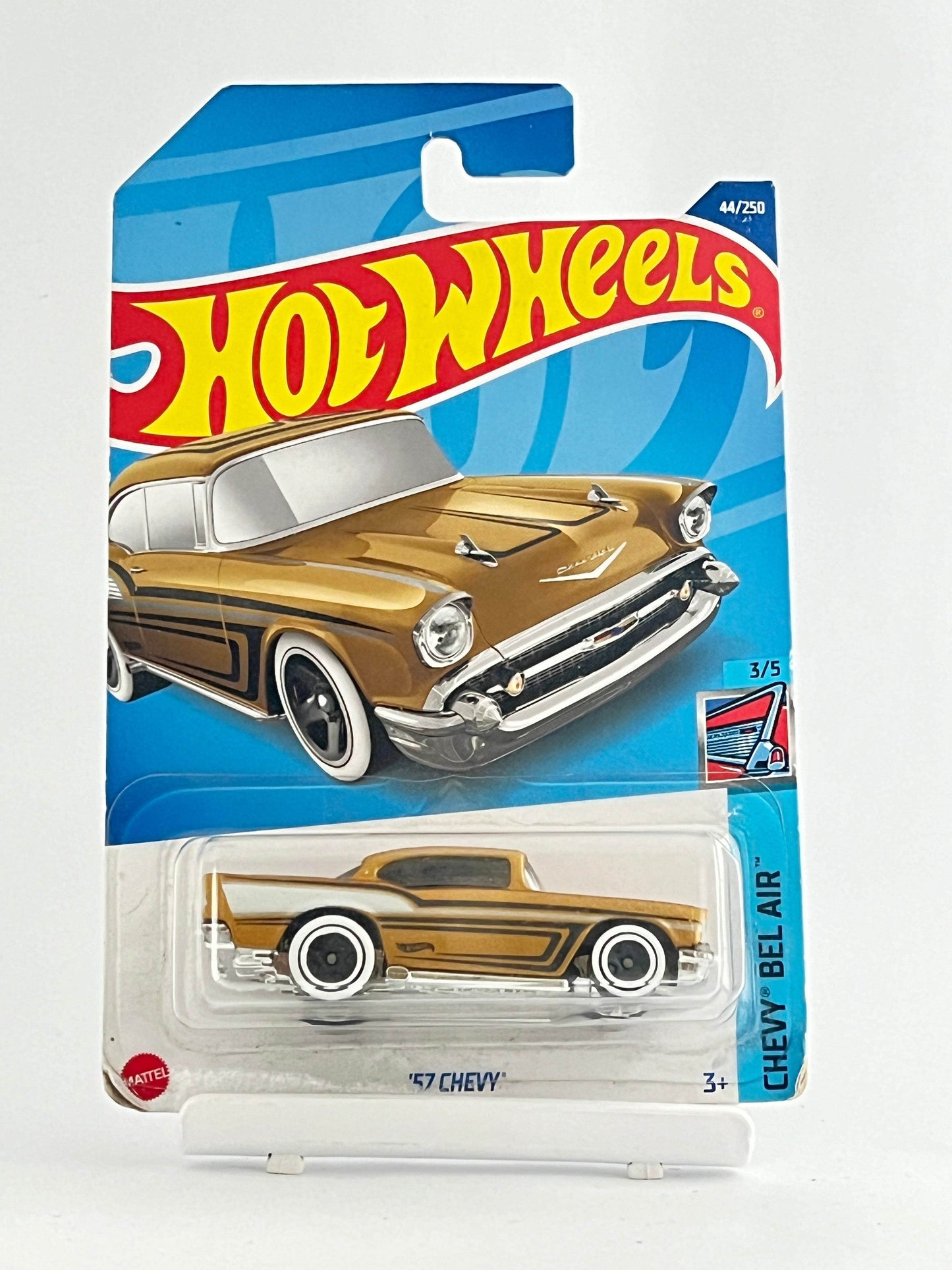 HOT WHEELS - 57 CHEVY - GOLD - 6D - Its Fun