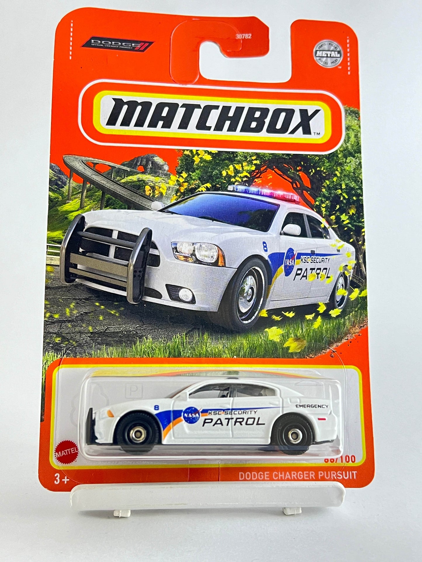 MATCHBOX - DODGE CHARGER PURSUIT - ZX4 - Its Fun