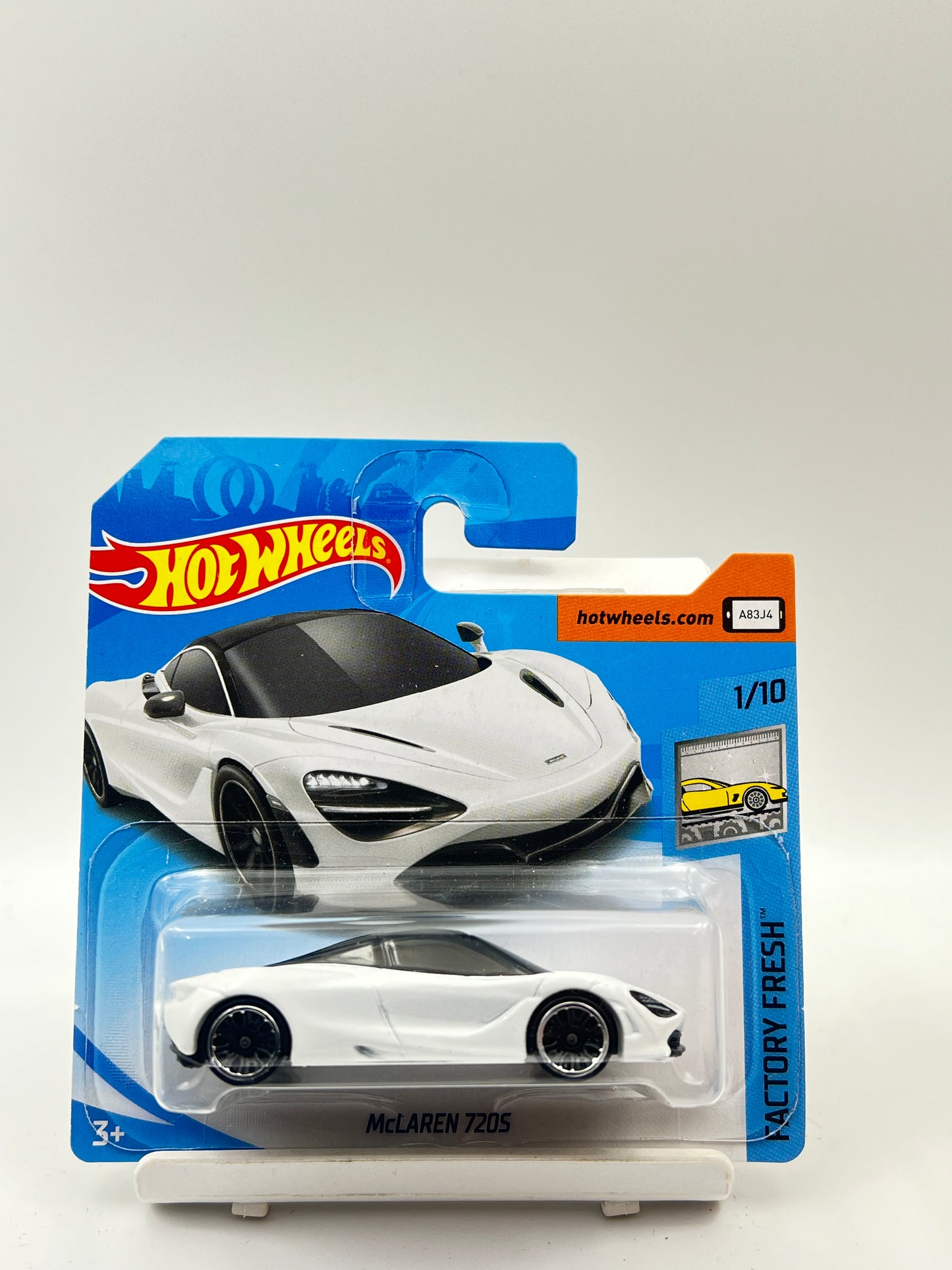 IMPORTED - HOT WHEELS - MCLAREN 720S - WHITE - SHORT CARD - ZX3