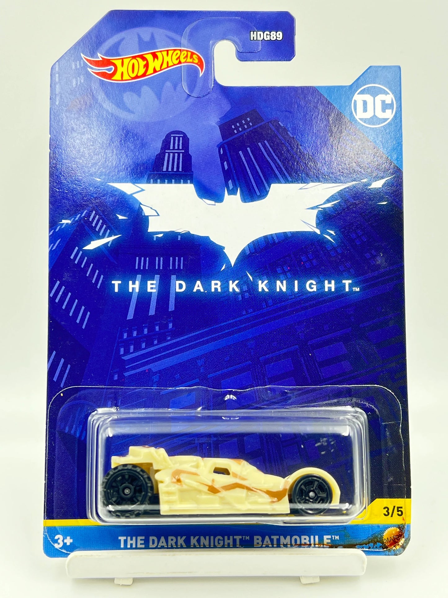 HOT WHEELS - THE DARK KNIGHT BATMOBILE - ZX4 - Its Fun