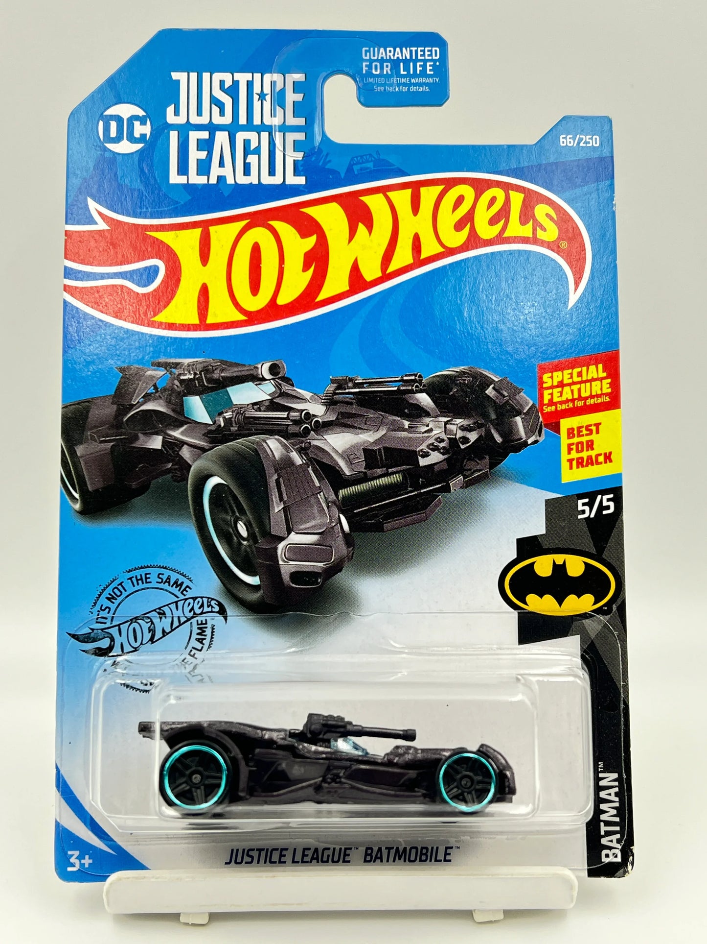 HOT WHEELS - JUSTUICE LEAGUE BATMOBILE - 1D - Its Fun