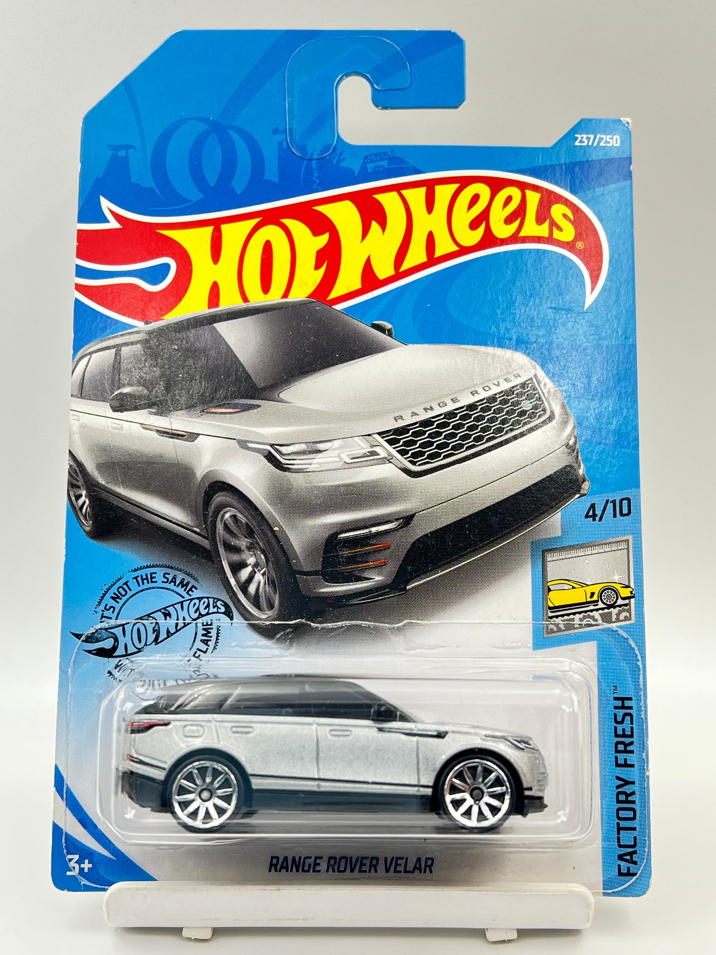 IMPORTED - HOT WHEELS - RANGE ROVER VELAR - SILVER - 7B