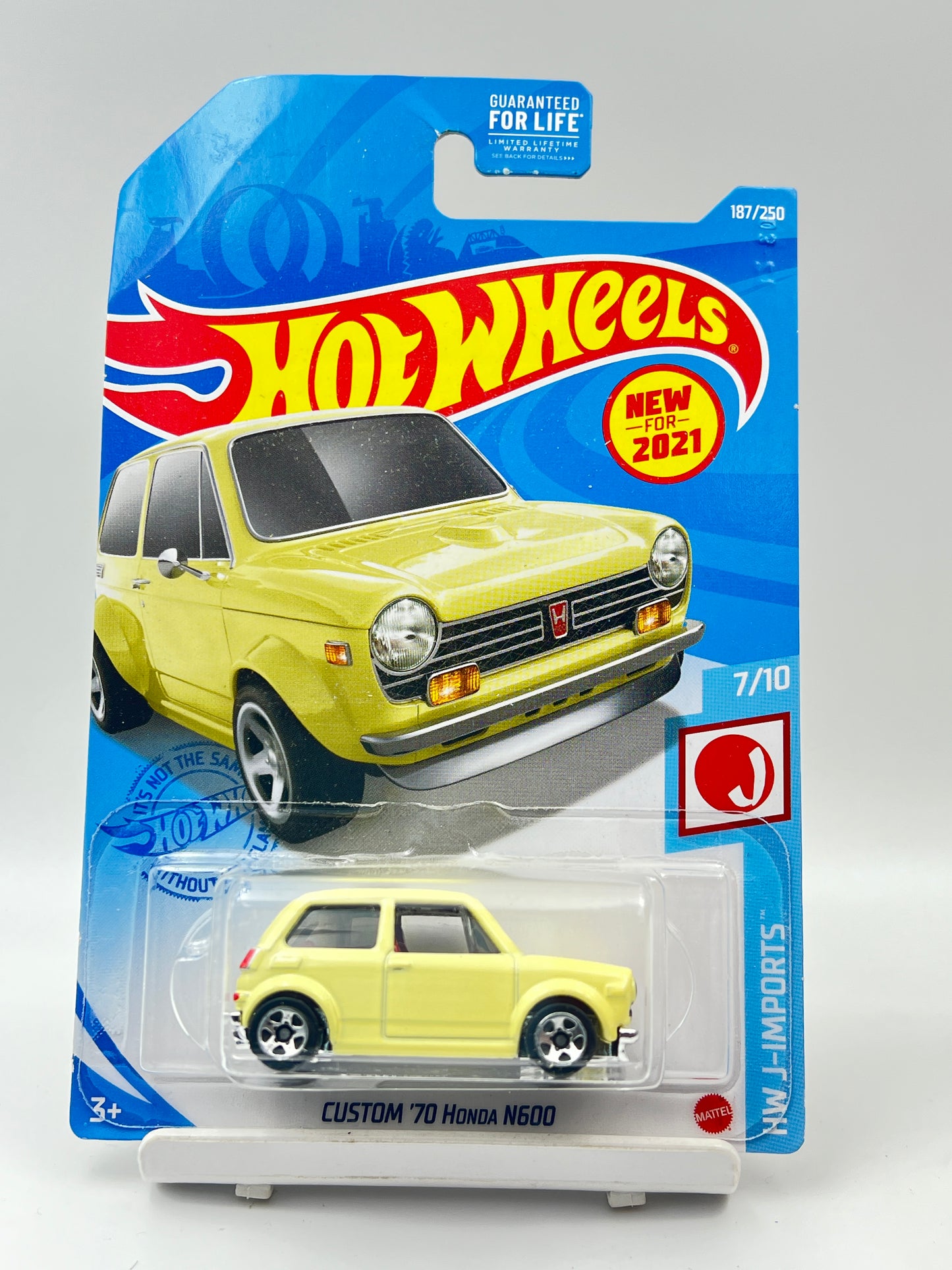 MILD CREASE - IMPORTED - HOT WHEELS - CUSTOM 70 HONDA N600 - YELLOW - 6D