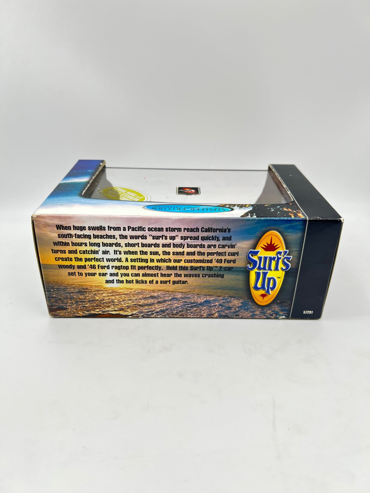 HOT WHEELS ORIGINALS - TWIN PACK - 46 FORD WOODY / 46 FORD RAGTOP - ACRYLIC CASE SEALED - RUBBER BAND RESIDUE DUE TO AGEING