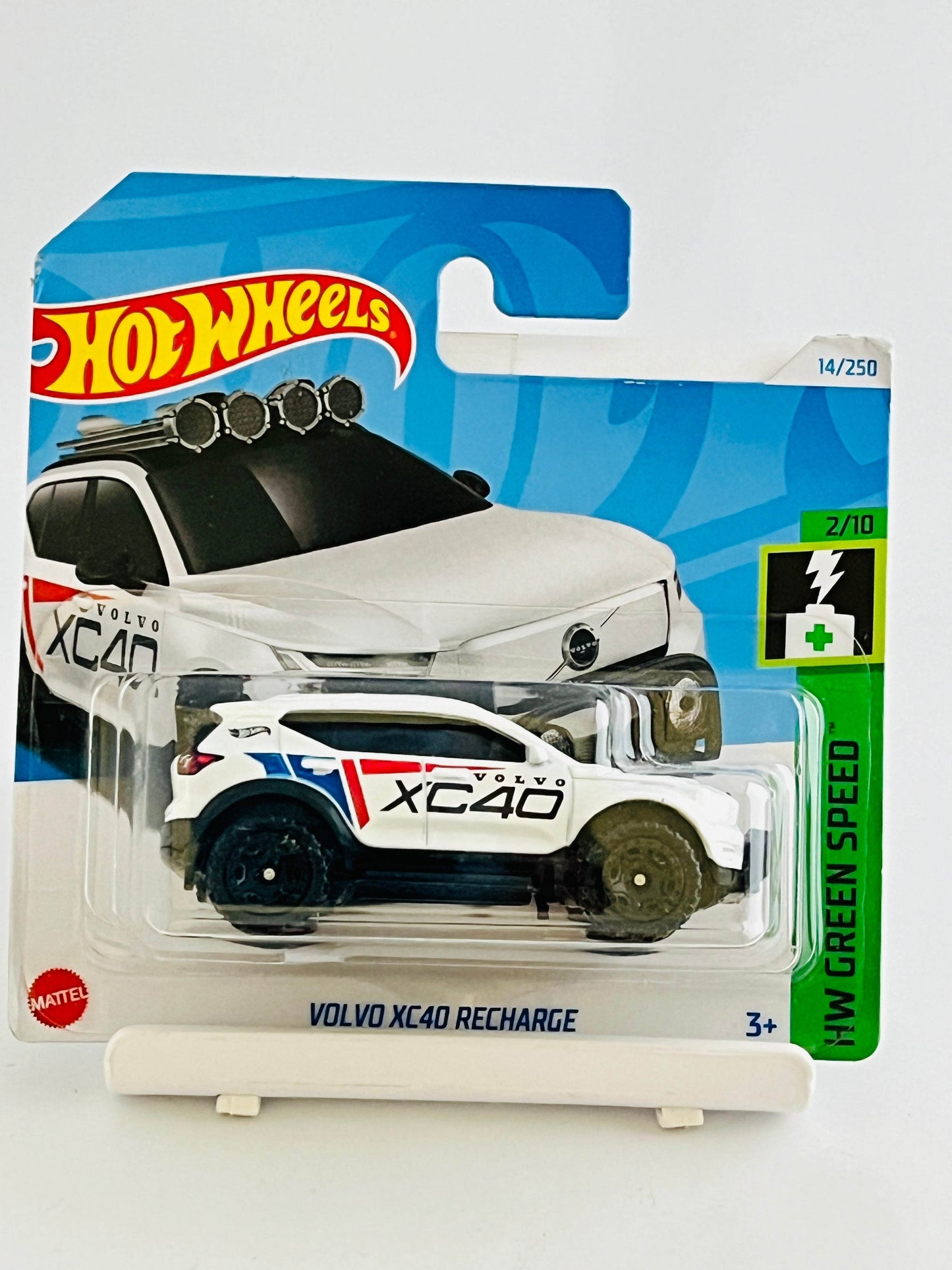 VOLVO XC40 RECHARGE - Its Fun