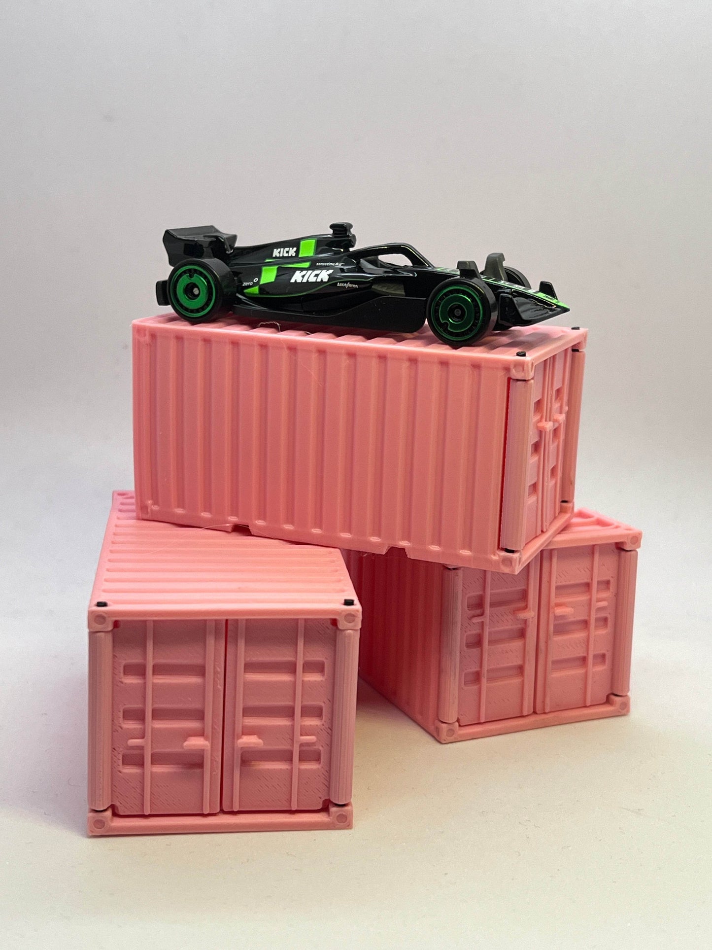 3D PRINTED CONTAINERS FOR 1:64 CARS - PINK - Its Fun