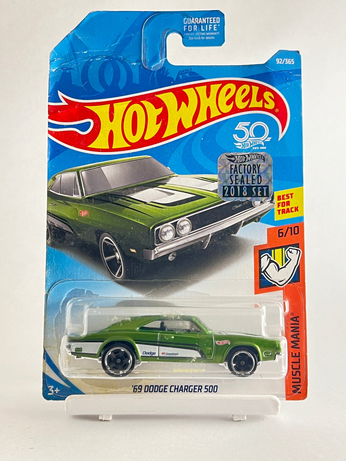 69 DODGE CHARGER 500 - GREEN - DIRT AND CREASE ON CARD - 2C - Its Fun- Hot wheels - matchbox - diecast
