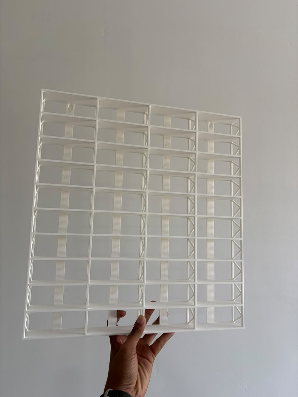 3D PRINTED WALL MOUNT RACK FOR 1:64 CARS - FOR 40 CARS - WHITE