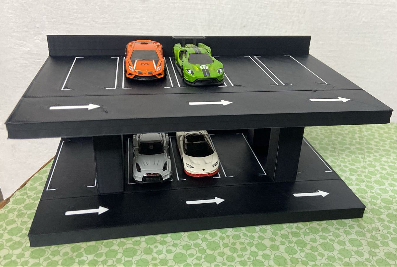 3D PRINTED PARKING STRUCTURE FOR 1:64 CARS