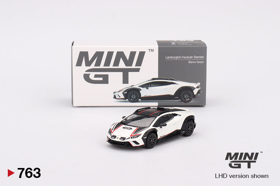 PRE-ORDER - # 763 - Lamborghini Huracán Sterrato Bianco Asopo