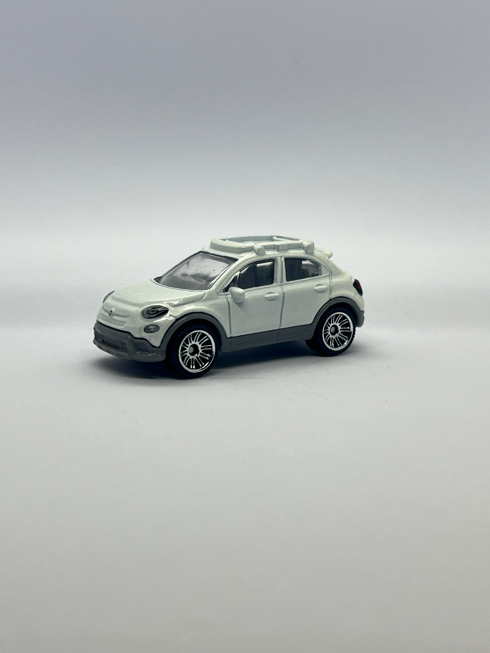 MATCHBOX - 2016 FIAT 500 X - Its Fun