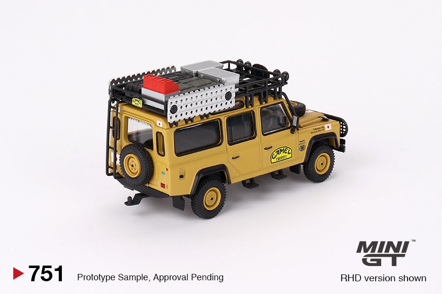MINI GT - LAND ROVER DEFENDER 110 - 1989 CAMEL TROPHY AMAZON TEAM JAPAN