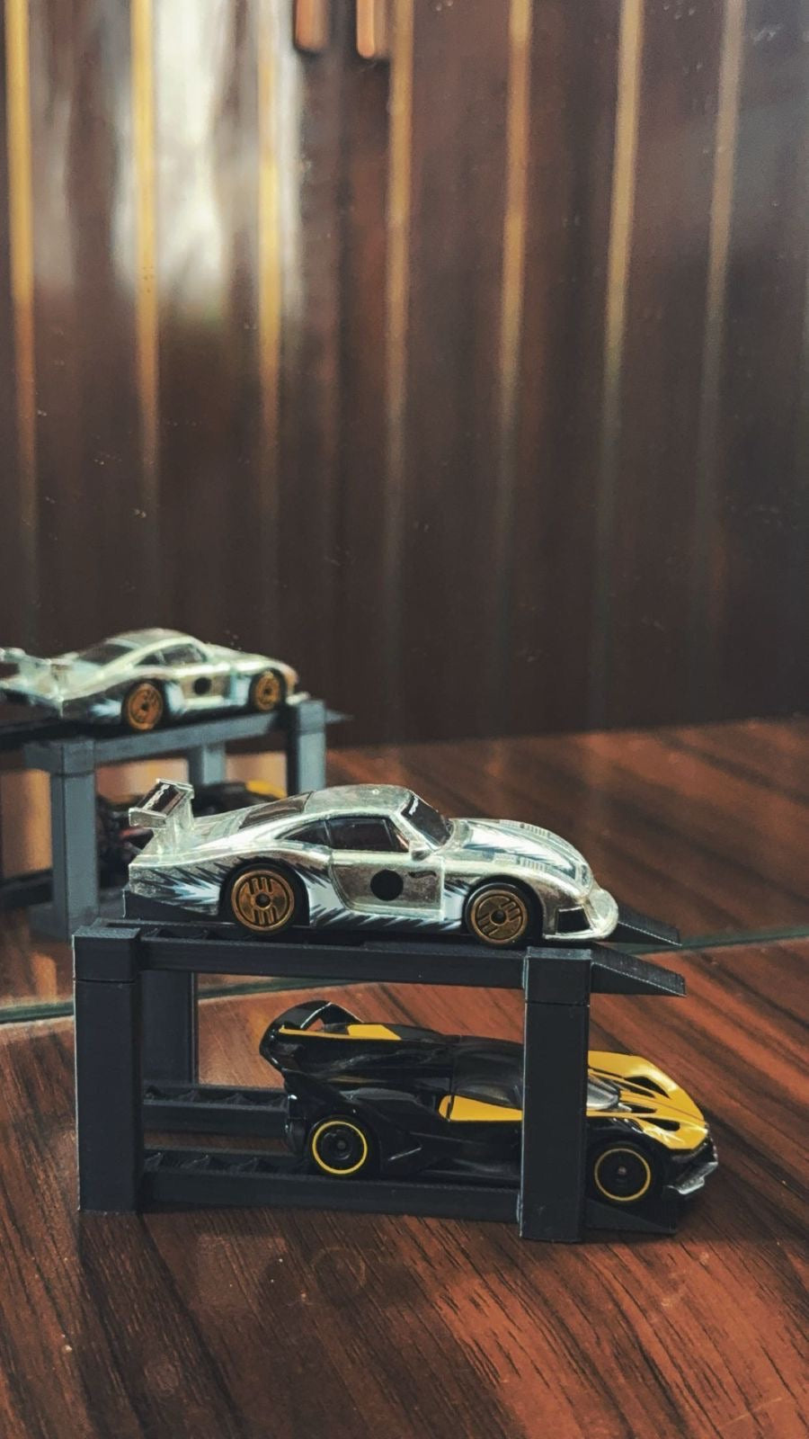 DOUBLE DECKER STAND - BLACK - Its Fun- Hot wheels - matchbox - diecast