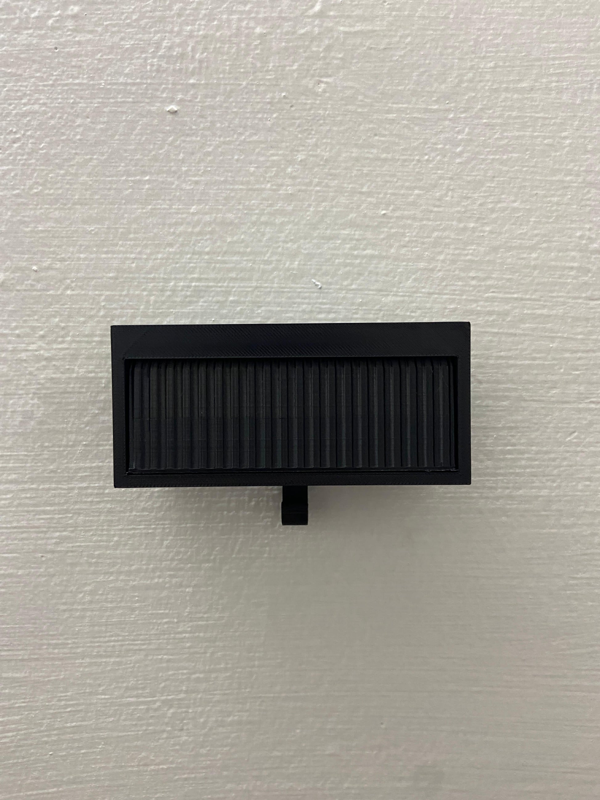 3D PRINTED GARAGE KEY HOLDER WITH OPENABLE DOOR - BLACK/BLACK - Its Fun- Hot wheels - matchbox - diecast