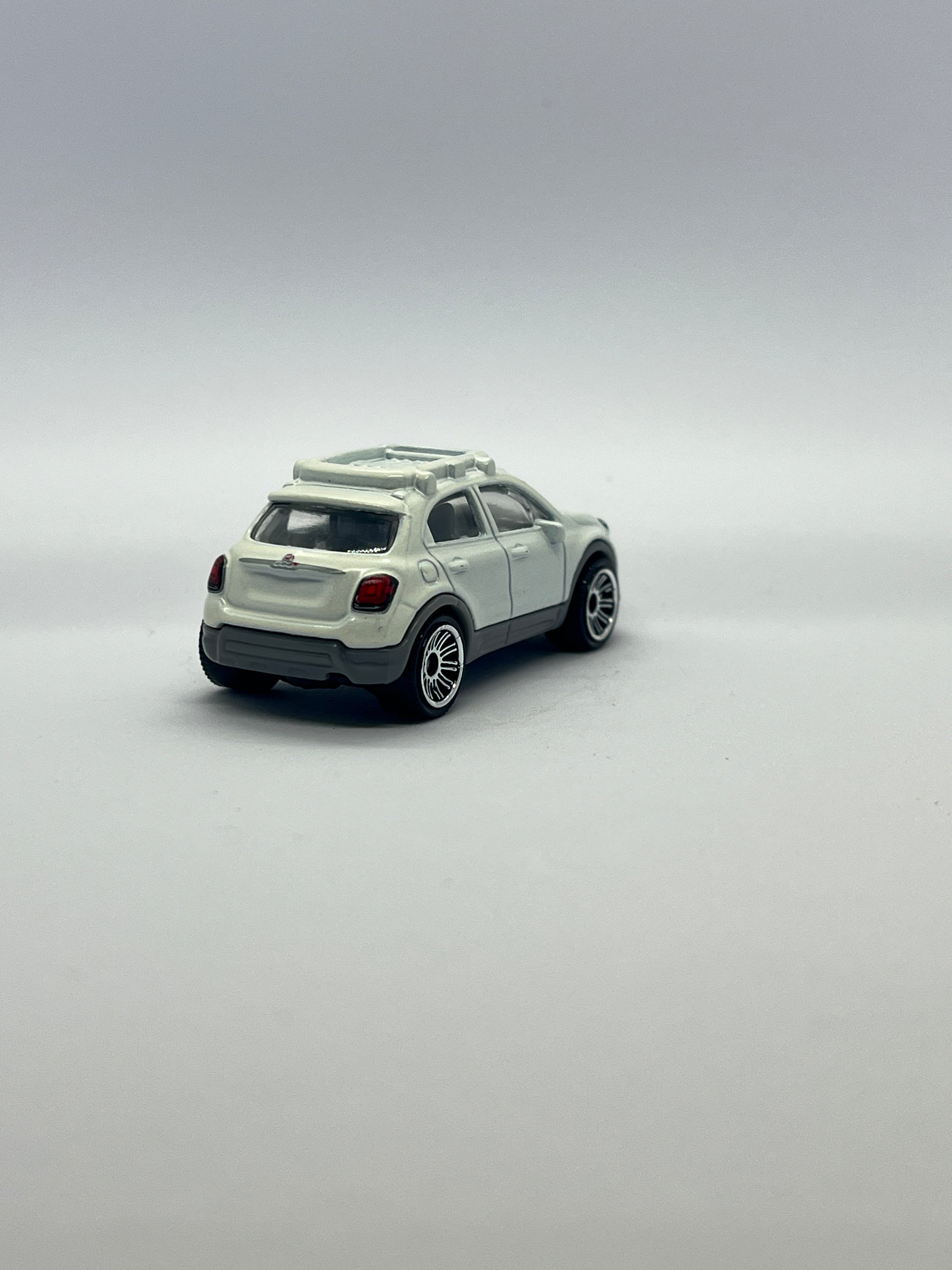MATCHBOX - 2016 FIAT 500 X - Its Fun