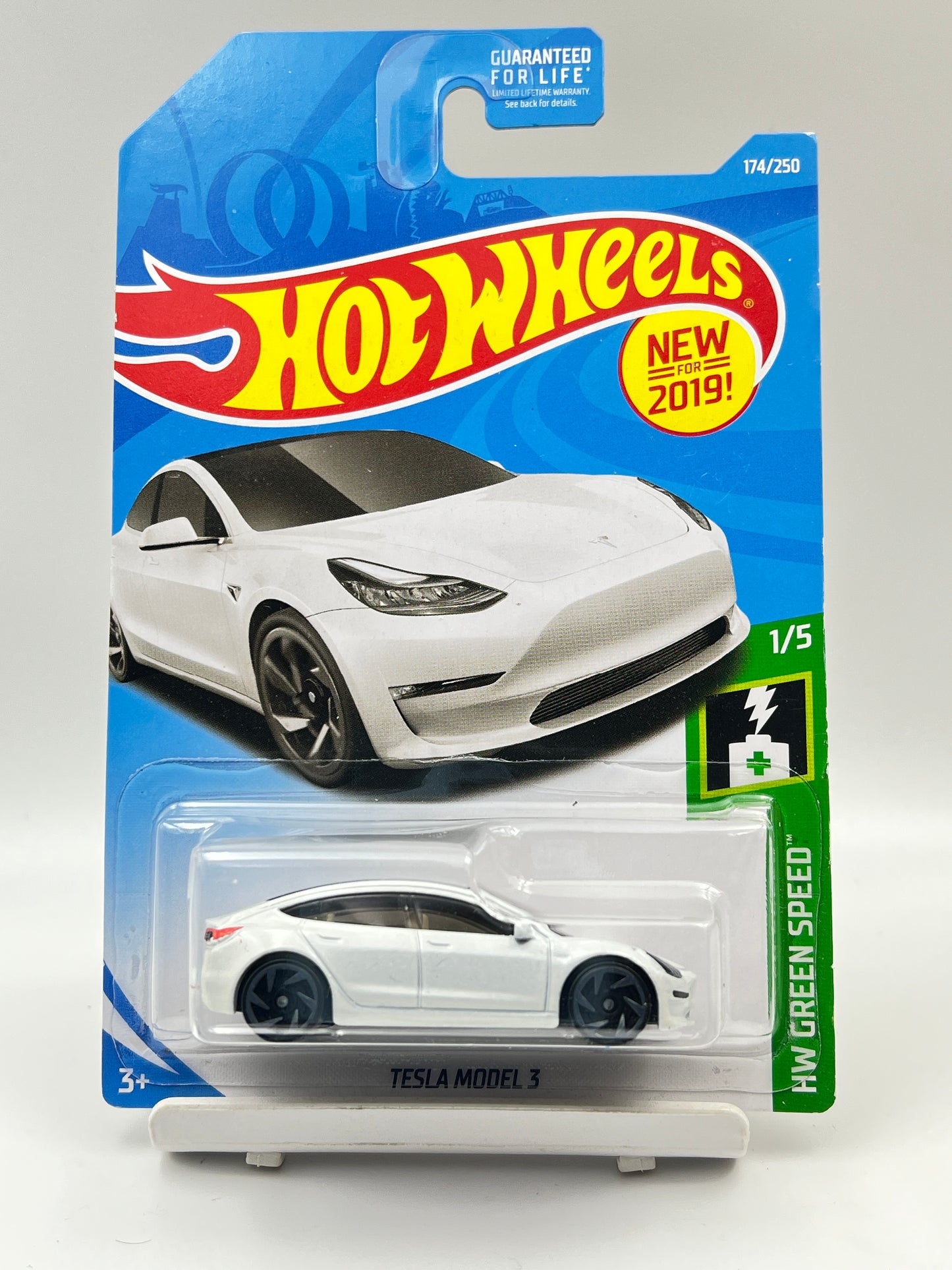 IMPORTED - HOT WHEELS -  TESLA MODEL 3 - WHITE - 6A
