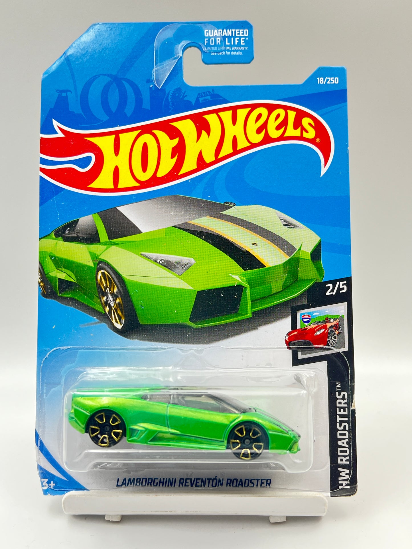( CARD AS IN PIC ) - IMPORTED - HOT WHEELS -  LAMBORGHINI REVENTON ROADSTER - GREEN - 9B