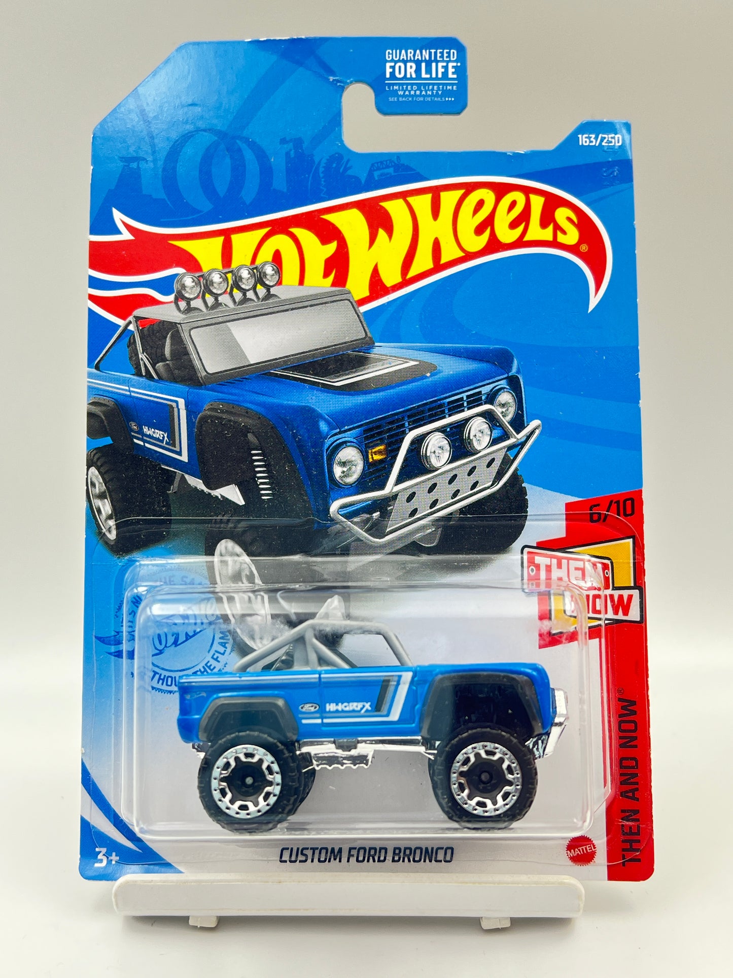 MILD CREASE - IMPORTED - HOT WHEELS -  CUSTOM FORD BRONCO - BLUE - 9A