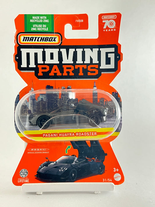 MOVING PARTS - PAGANI HUAYRA ROADSTER