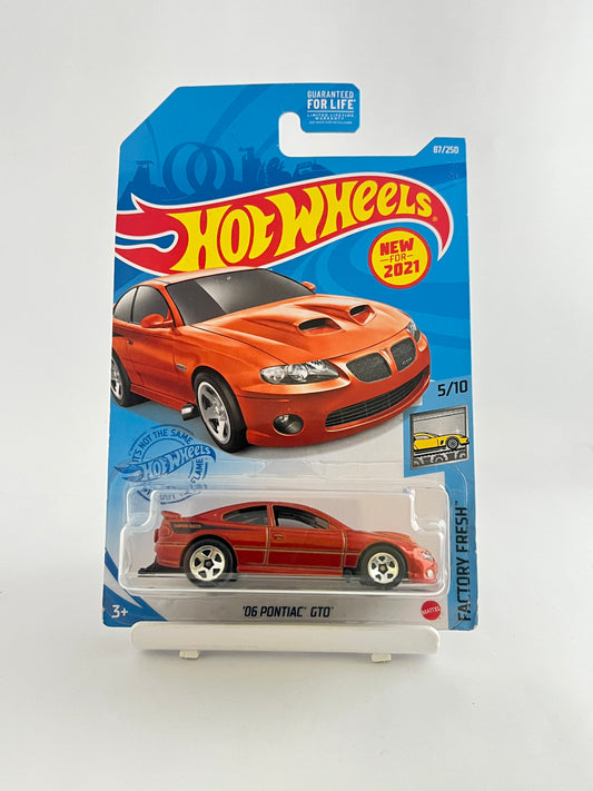 06 PONTIAC GTO - 3C - Its Fun- Hot wheels - matchbox - diecast