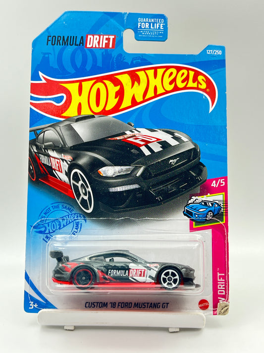 SOFT CORNERS - HOT WHEELS - CUSTOM 18 FORD MUSTANG GT - C1