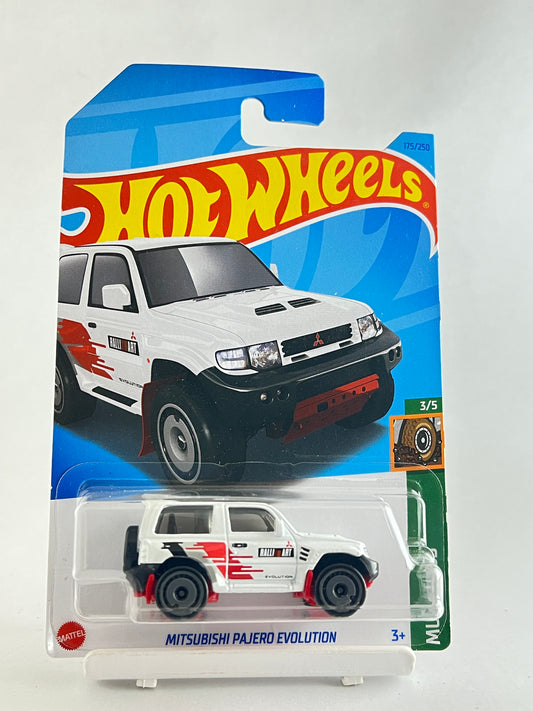 MITSUBISHI PAJERO EVOLUTION - WHITE - 1A - Its Fun- Hot wheels - matchbox - diecast