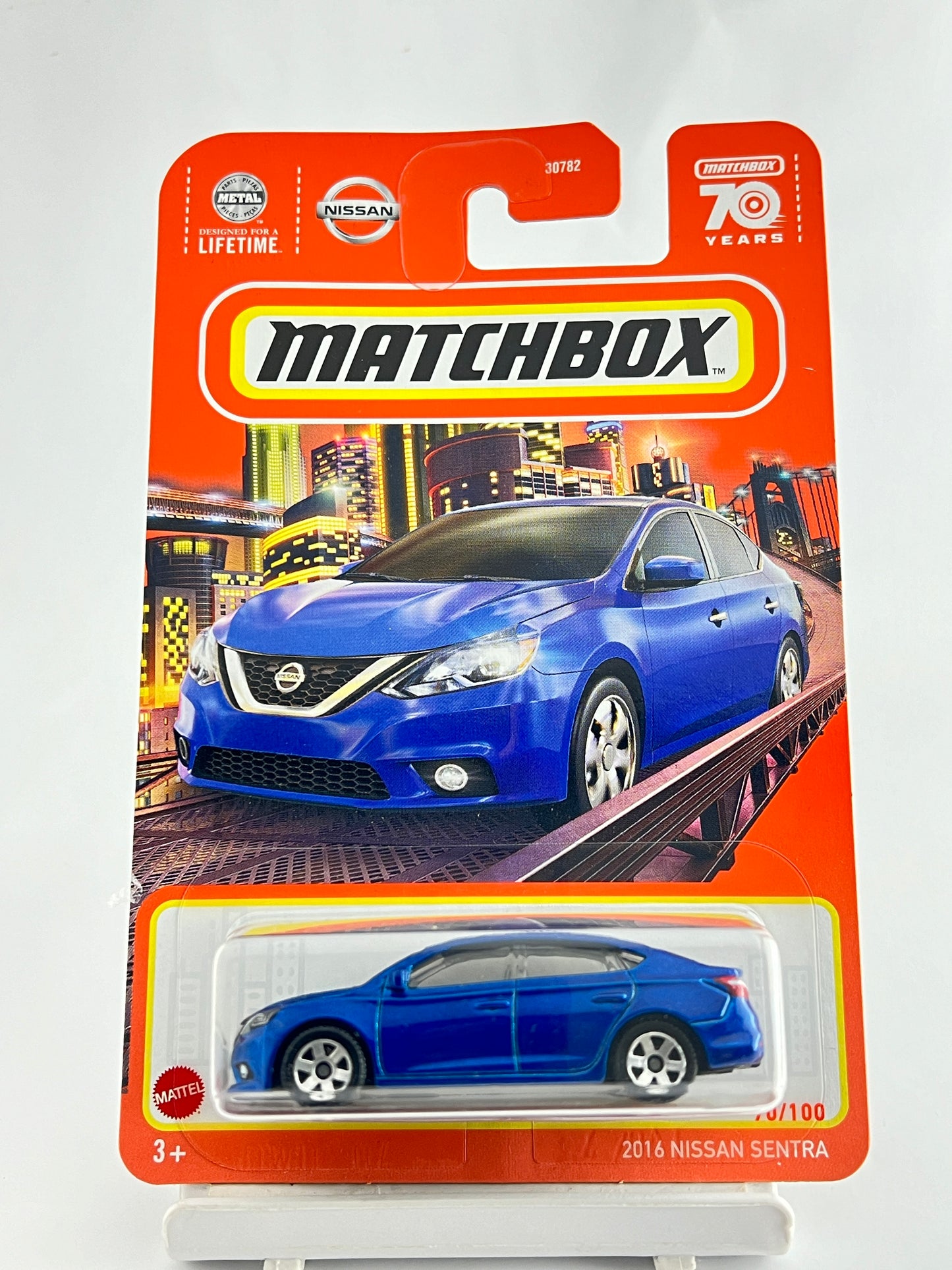 2016 NISSAN SENTRA - Its Fun- Hot wheels - matchbox - diecast