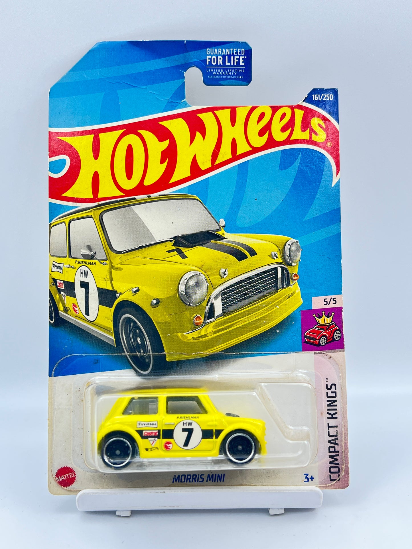 MILD CREASE - TREASURE HUNT - HOT WHEELS - OLD LOOKING YELLOW SHADED CARD - ( CARD AS IN PIC ) - MORRIS MINI - 2D