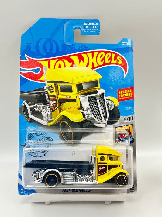 MILD CARD DAMAGE - TREASURE HUNT - HOT WHEELS - FAST BED HAULER - 2D