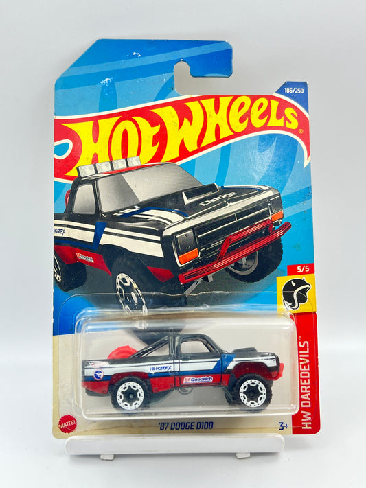 TREASURE HUNT - HOT WHEELS - OLD LOOKING YELLOW SHADED CARD - ( CARD AS IN PIC ) - 87 DODGE D100 - 2D