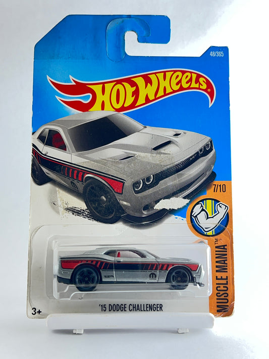 15 DODGE CHALLENGER - 4D - Its Fun- Hot wheels - matchbox - diecast