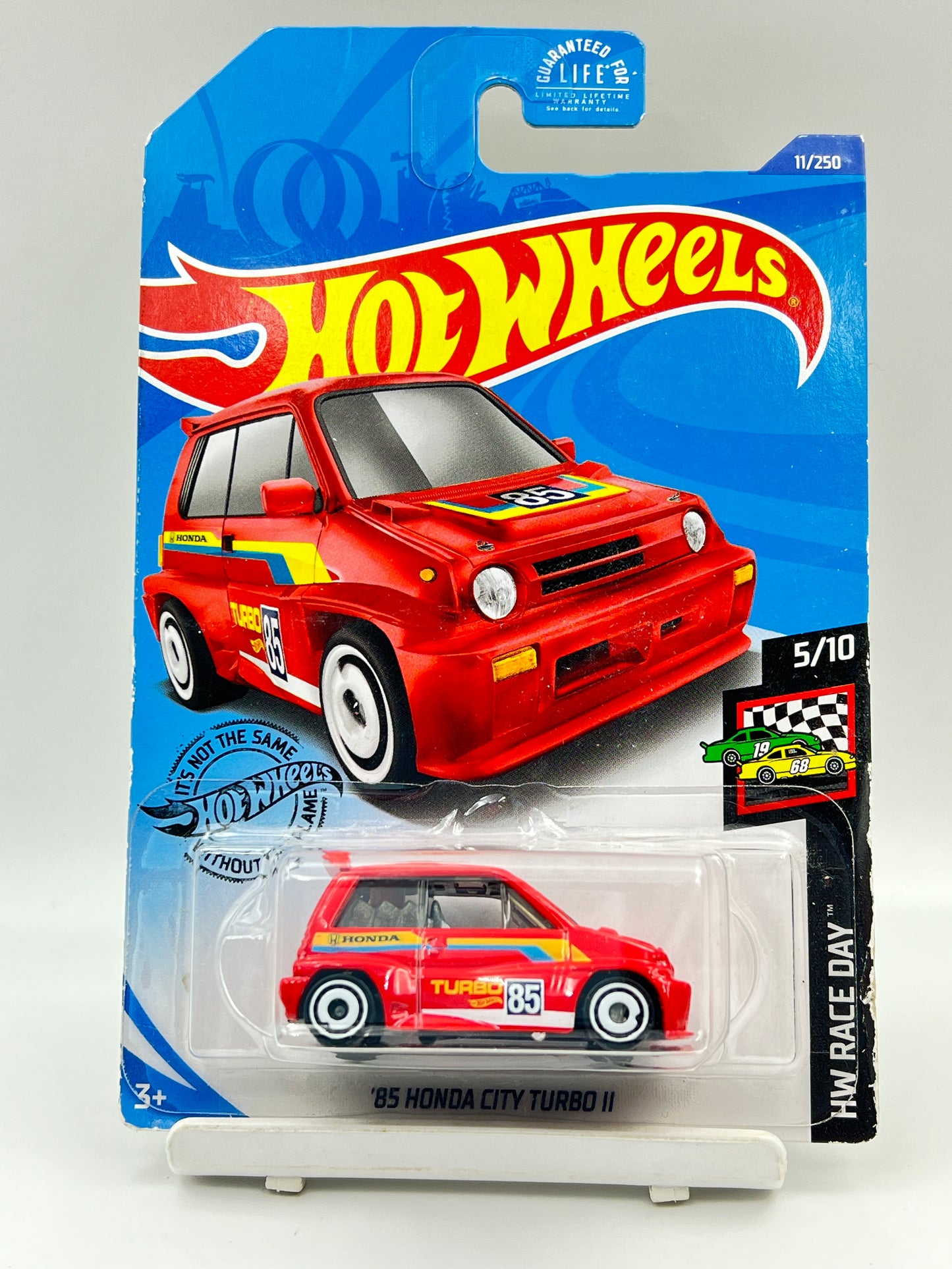 IMPORTED - HOT WHEELS -  85 HONDA CITY TURBO II - RED - C2