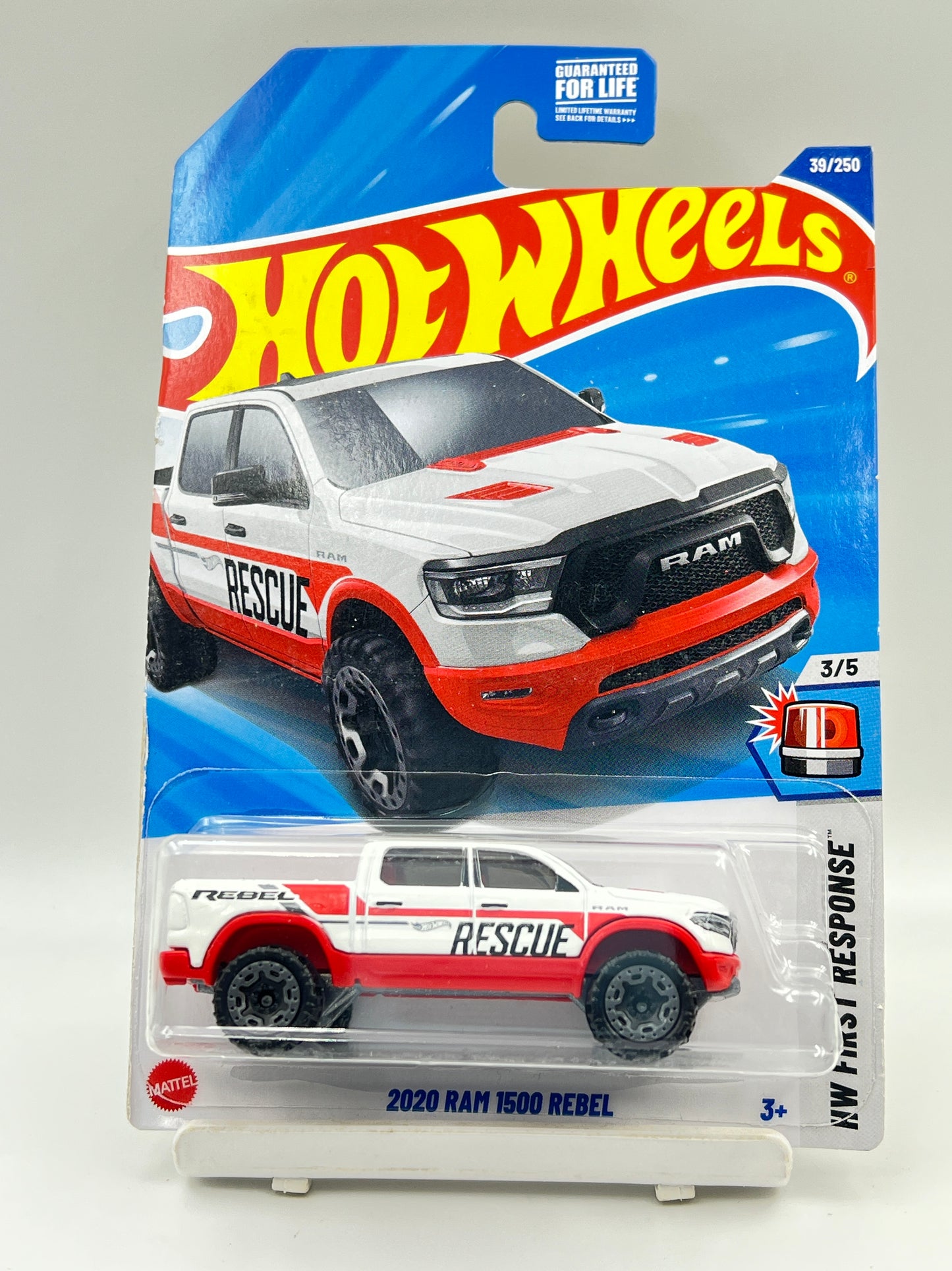 MILD BLISTER CRACK - HOT WHEELS - 2020 RAM 1500 REBEL - 4F