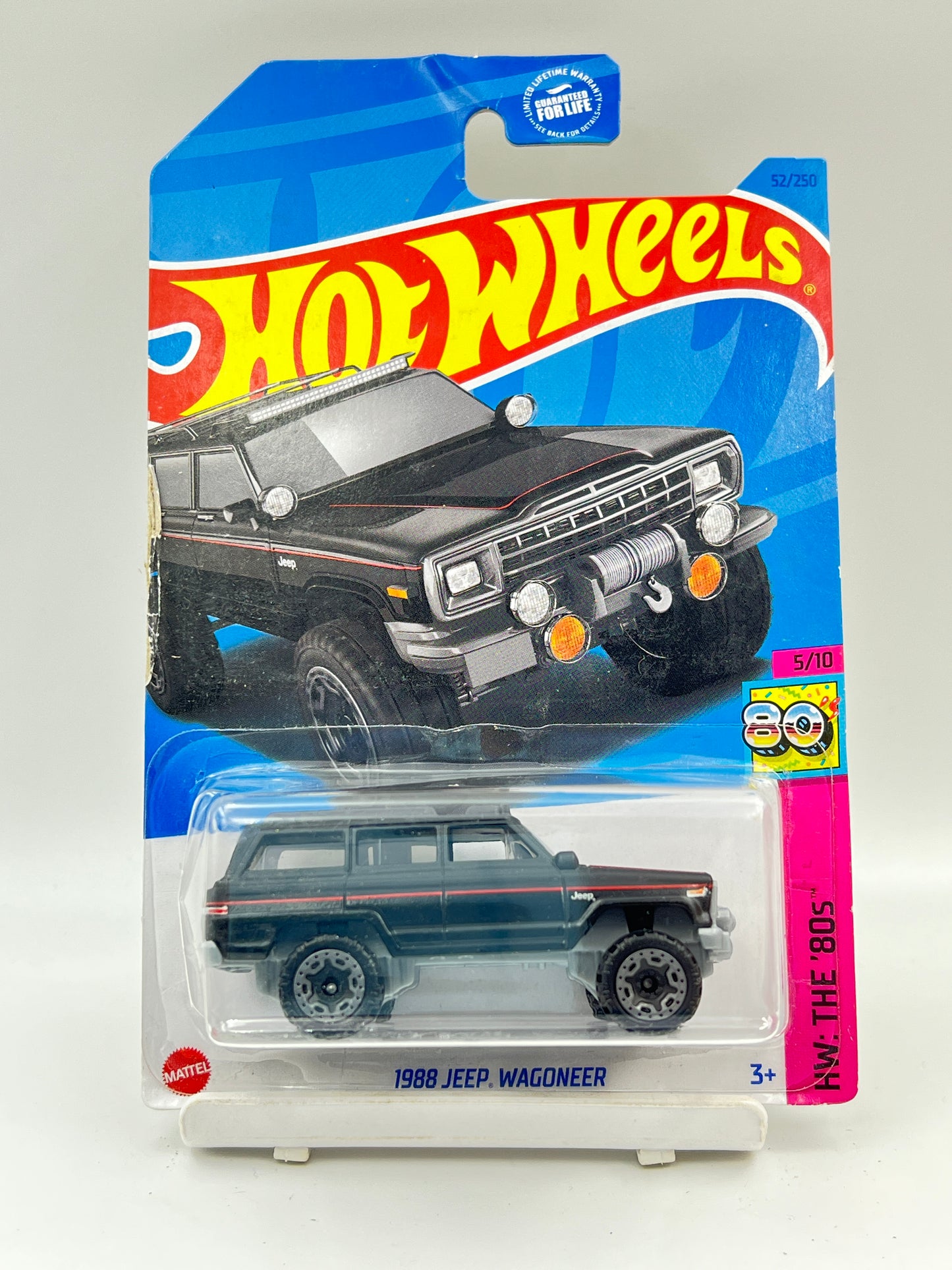 ( CARD AS IN PIC ) - IMPORTED - HOT WHEELS -  1988 JEEP WAGONEER - - 3C